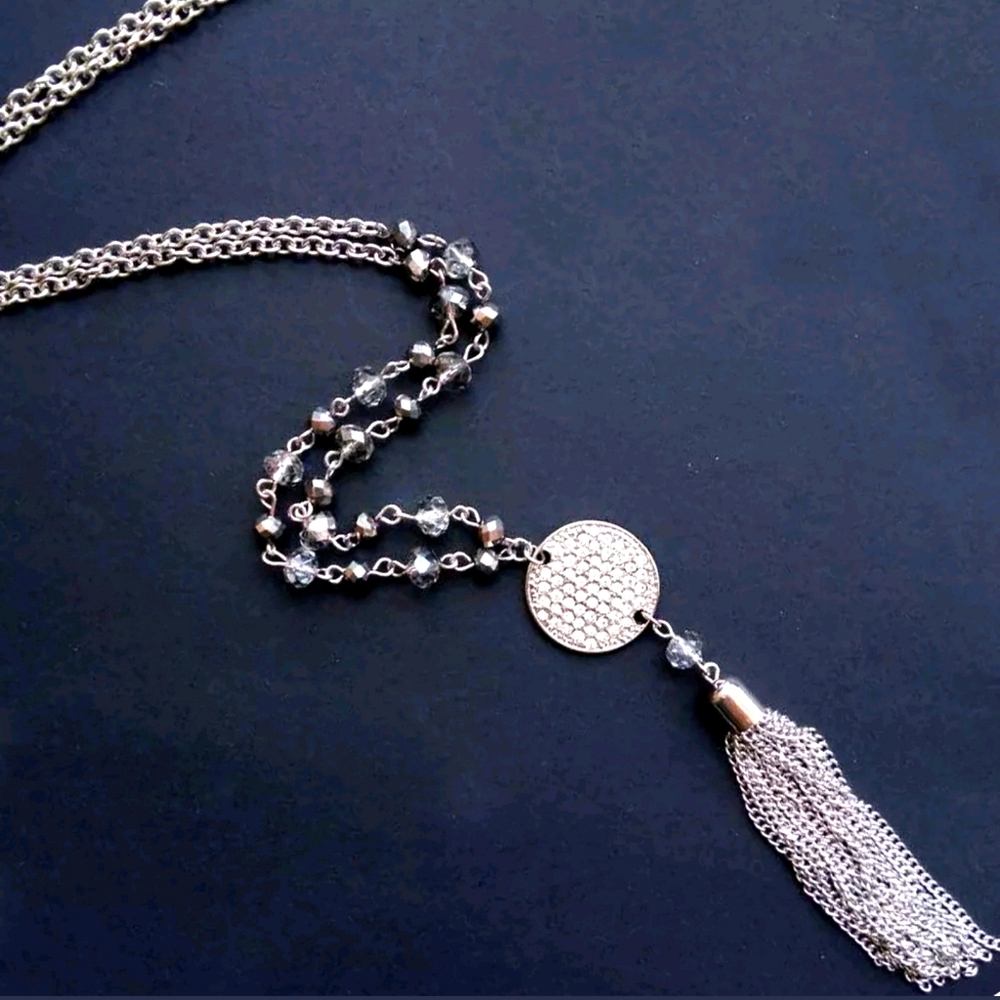 TASSEL NECKLACE
